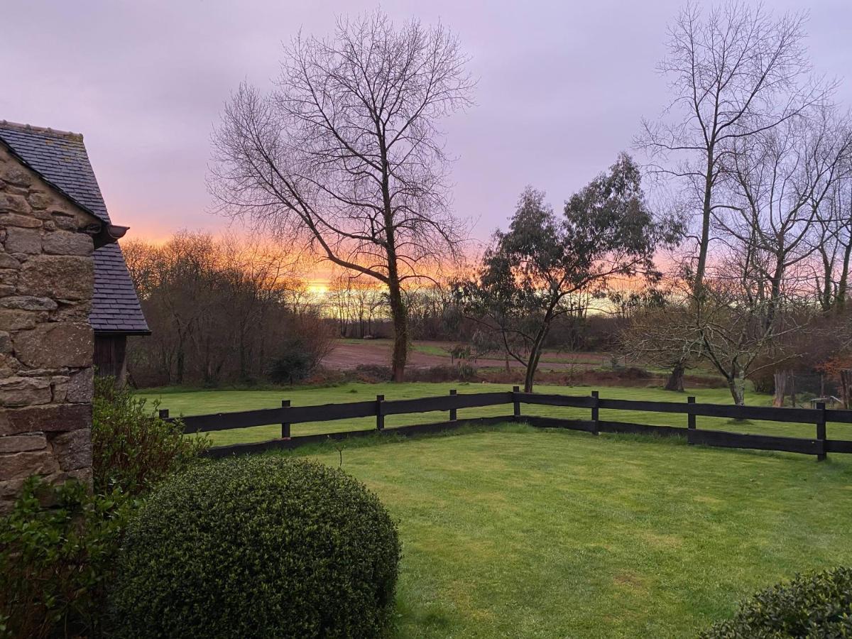 Hotel Manoir De L'Isle Ploumilliau Zewnętrze zdjęcie