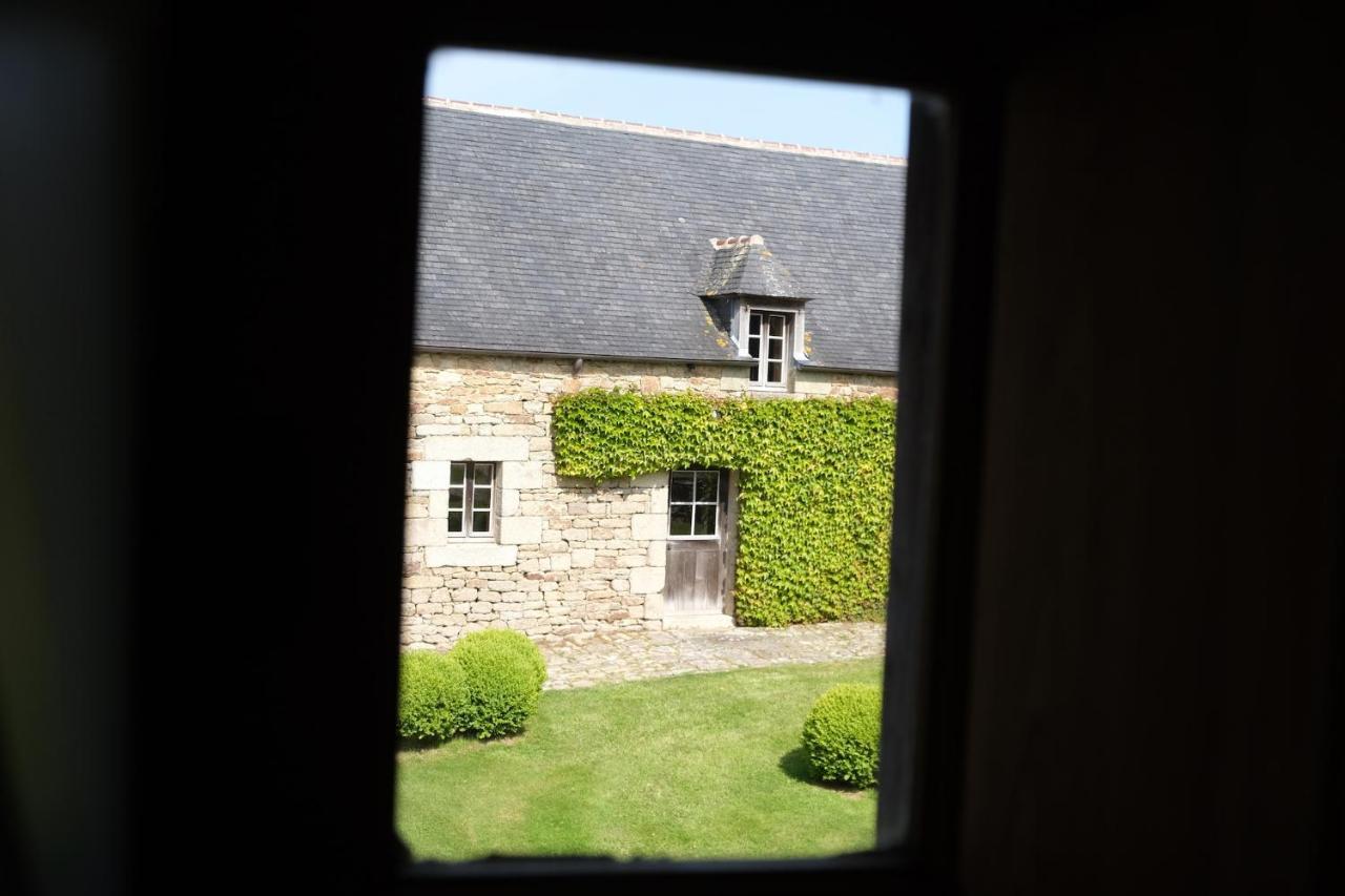 Hotel Manoir De L'Isle Ploumilliau Zewnętrze zdjęcie